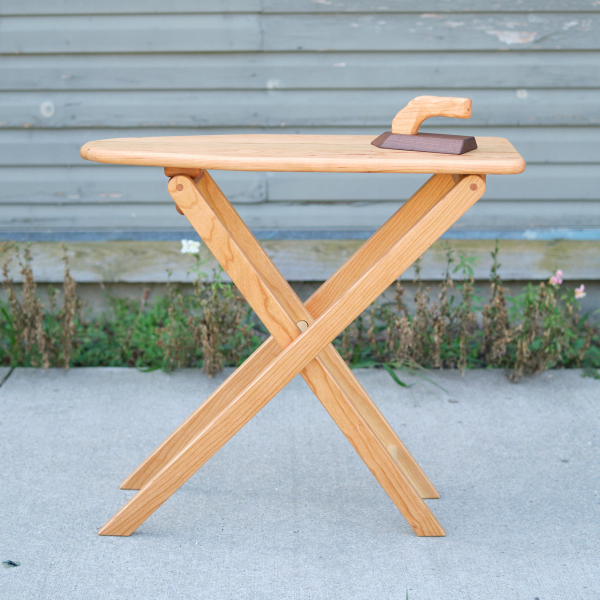 Wooden Ironing Board and Iron Piece Set Child Size – Camden