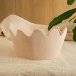 Felt crown in light beige with scalloped crown points, wool felt